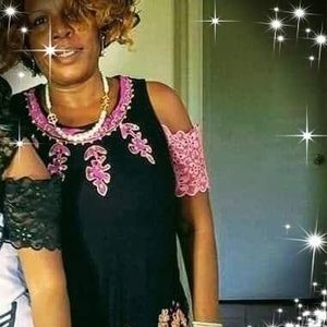 Meet your Posher, Alisa